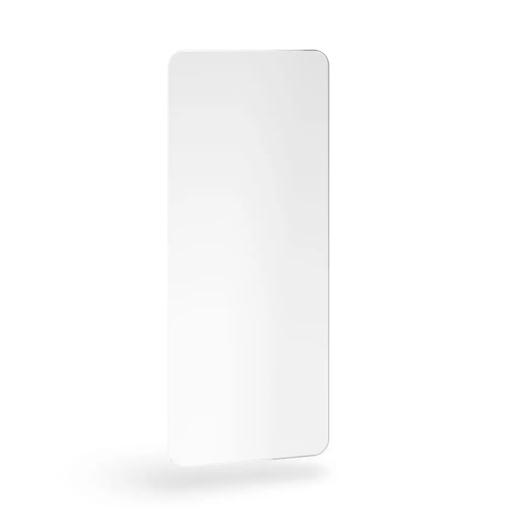 Kermi-Heizkörper, flach und hochformatig, mit glatter Oberfläche, an einer hellen Wand montiert.